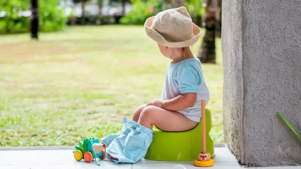 How To Potty Train Your Kid (Potty Training Tips)